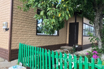 Фасадная панель Ю-ПЛАСТ Камень зототистый, камень жженый