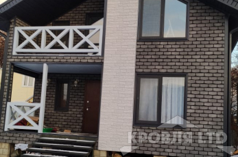 Фасадная плитка ТEХНОНИКОЛЬ HAUBERK Камень цвет Сланец, Фасадная панель Декер Стейн Молочный, Профнастил С21 7024.