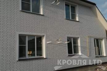 Фасадная панель Декер FLEMISH белый, коричневый