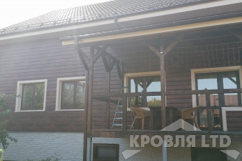 Металлсайдинг Евробрус Cherry Wood,Металлочерепица Хайстеп Стальной Бархат 8019,Фасадная панель Деке Стерн Новахо