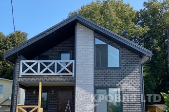 Фасадная плитка ТEХНОНИКОЛЬ HAUBERK Камень цвет Сланец, Фасадная панель Декер Стейн Молочный, Профнастил С21 7024.