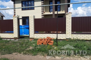 Металлсайдинг софит узкий 8017,парапеты,колпаки