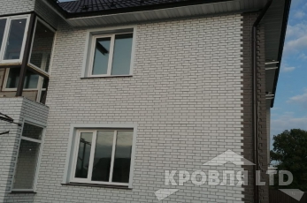 Фасадная панель Декер FLEMISH белый, коричневый