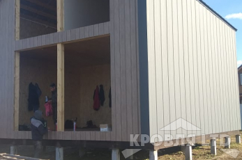 Сайдинг металлический Евробрус Ясень и Профнастил КС17