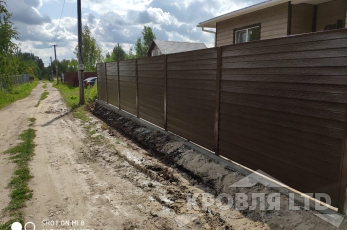 Сайдинг металлический Финская доска узкая rall 8017