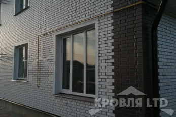 Фасадная панель Декер FLEMISH белый, коричневый